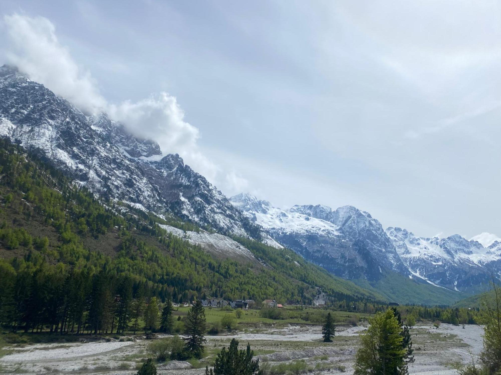 Guesthouse Mountain Valbone Bagian luar foto